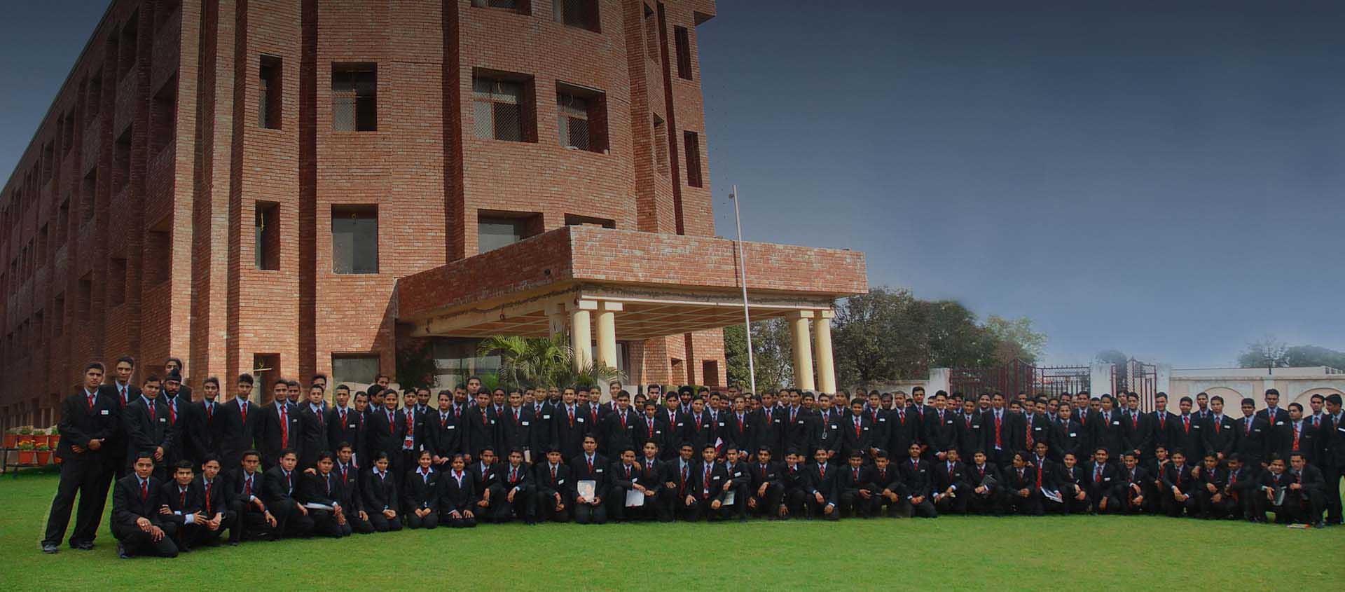 KUKREJA INSTITUTE OF HOTEL MANAGEMENT